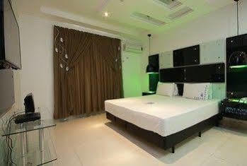 Motel Replay Guarulhos Adults Only Ngoại thất bức ảnh